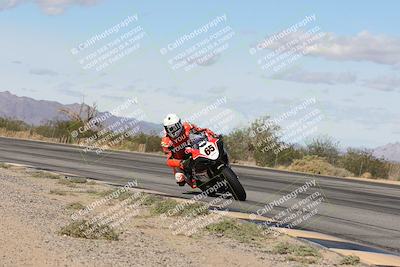 media/Nov-16-2025-Race Pace (Sun) [[8c5fa54630]]/Non Verified Riders (1st 20 Minutes)/3-Turn 3 Inside (11am)/